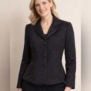 Jessica Tailored Fit Brocard Blazer
